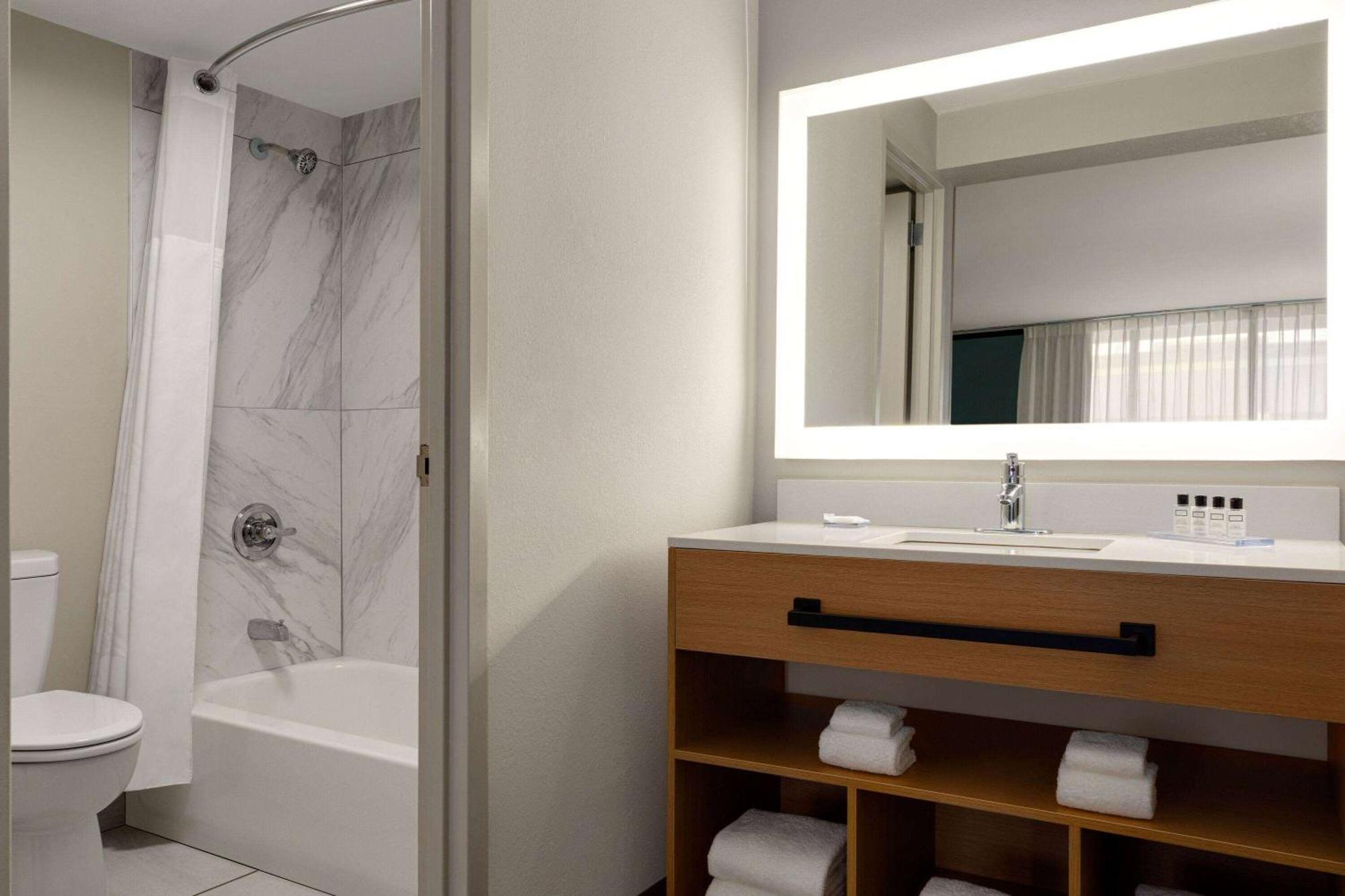 Wyndham Garden Atlanta Airport Hotell College Park Exteriör bild
